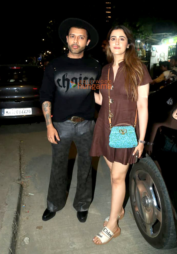 photos stebin ben and nupur sanon snapped in bandra 3