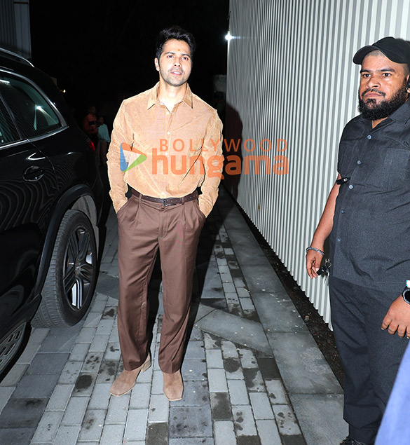 photos varun dhawan mrunal thakur pooja hegde and others grace hai jawani toh ishq hona hai special screening 2026 9