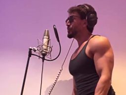 Singing skills ft. Tiger Shroff
