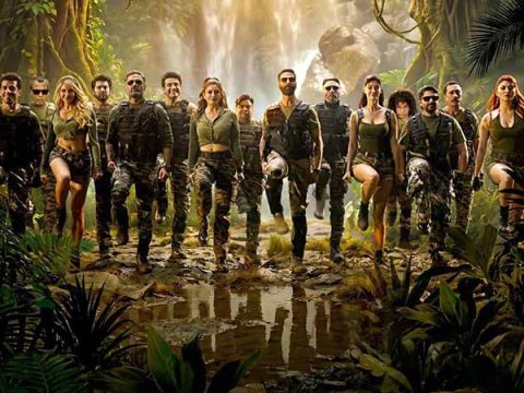 Welcome To The Jungle to have one of the WIDEST releases; distributor demands ALL shows in single screens, 3 shows per screen in 6+ screen multiplexes Welcome To The Jungle to have one of the WIDEST releases; distributor demands ALL shows in single screens, 3 shows per screen in 6+ screen multiplexes