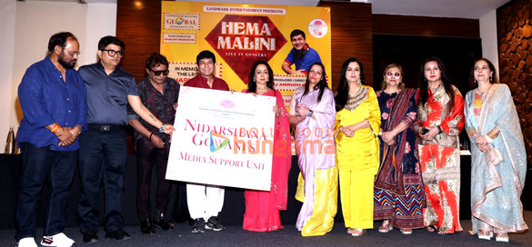 Photos: Hema Malini, Padmini Kolhapure, Poonam Dhillon and others snapped at during a promotional event of Hema Malini Live In Concert Photos: Hema Malini, Padmini Kolhapure, Poonam Dhillon and others snapped at during a promotional event of Hema Malini Live In Concert