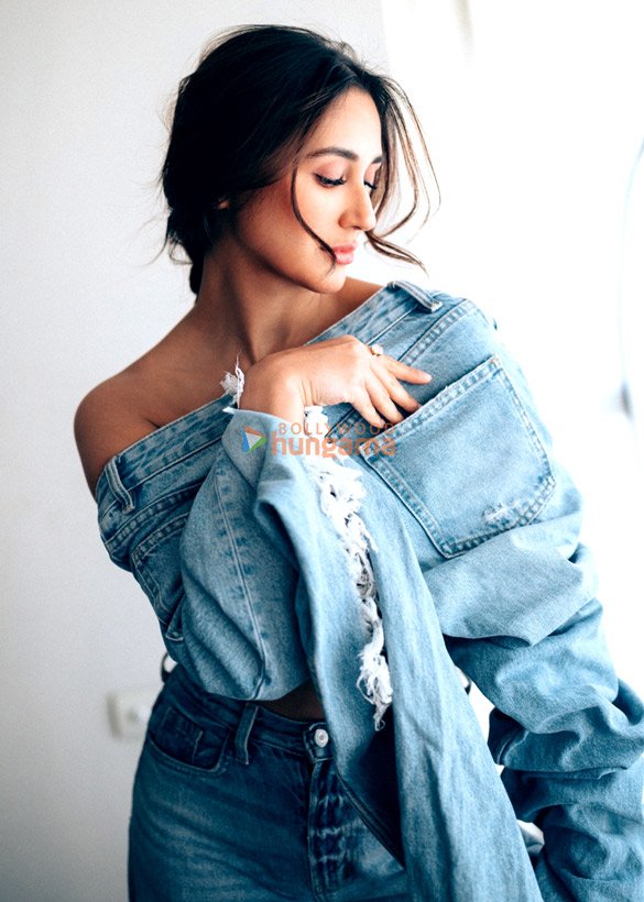nikita dutta 3 151