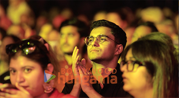 photos abhay verma salim merchant manoj muntashir meet bros sachet and parampara snapped attending jaya kishoris divine concert at nsci dome 6