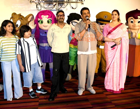 photos dhamaal 4 team snapped promoting the film with kids 3 2