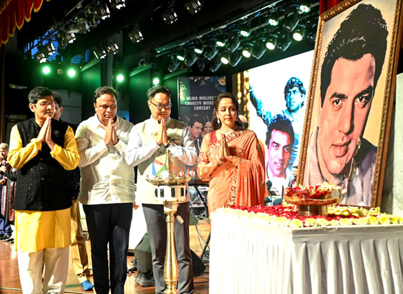 photos hema malini celebrates 60 years in indian cinema honours dharmendra and backs cintaa fwice 1