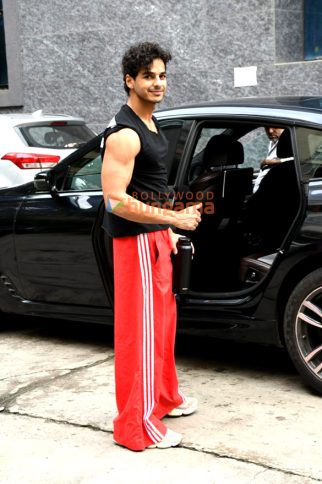 Photos: Ishaan Khatter snapped at a gym in Bandra