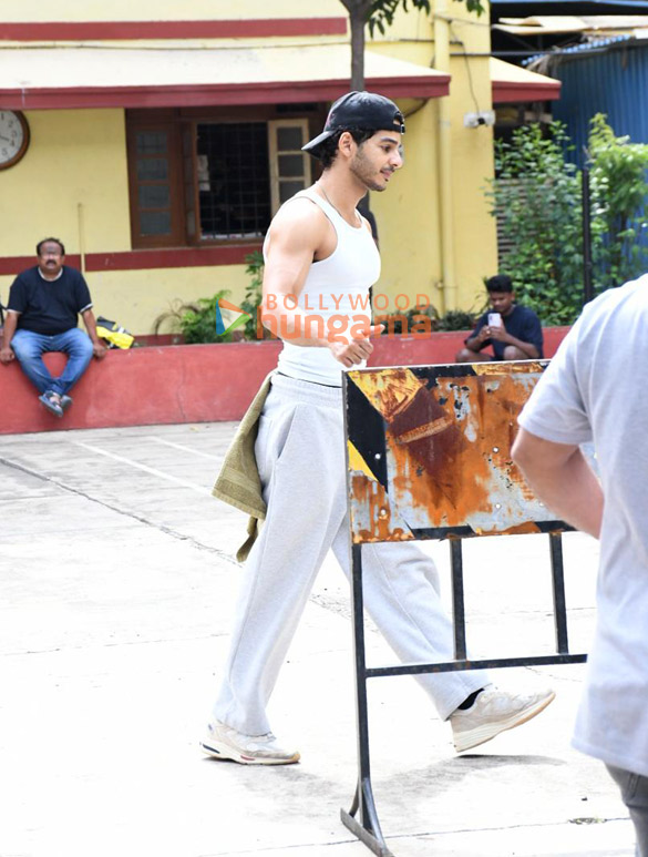 photos ishaan khatter snapped at a gym in bandra 2