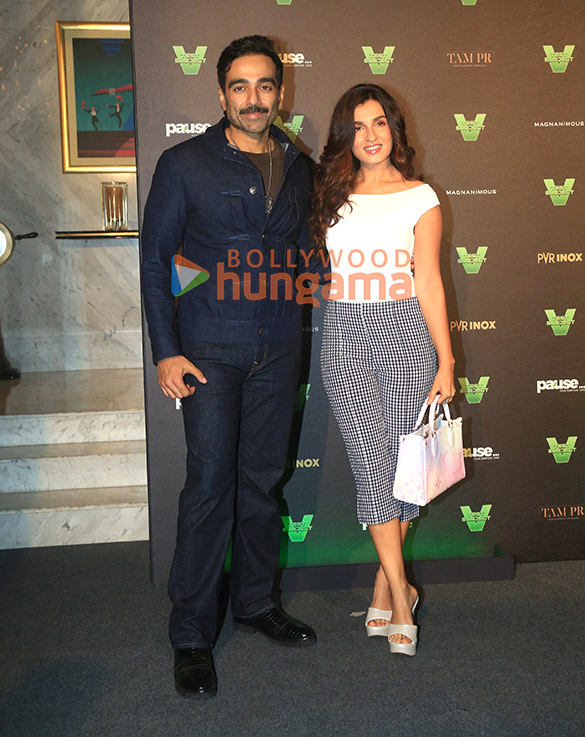 photos john abraham sonali seygall ajaz khan and others grace the test subject v preview 6