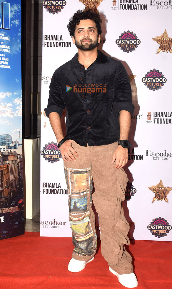 photos raghav juyal samay raina ameesha patel and others grace the trailer launch of bhai tera star hai 2026 63