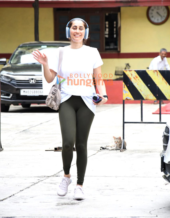photos shahid kapoor and anusha dandekar snapped at the gym in bandra 4