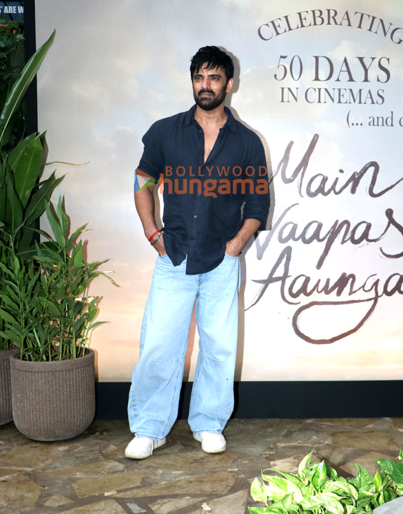 photos sharvari vedang raina imtiaz ali others grace the success party of main vaapas aaunga 5