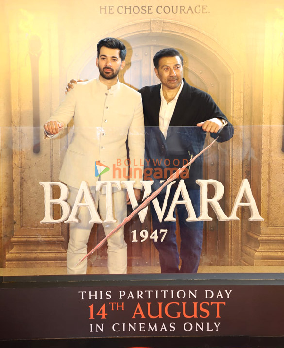 photos sunny deol shabana azmi karan deol rajkumar santoshi javed akhtar and others grace the trailer launch of batwara 1947 3