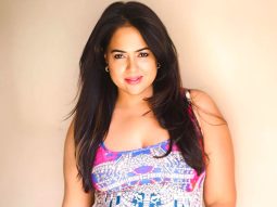 Sameera Reddy recalls how even a vegetable vendor commented on her weight during her weight gain in postpartum; says, “I had a nervous breakdown”