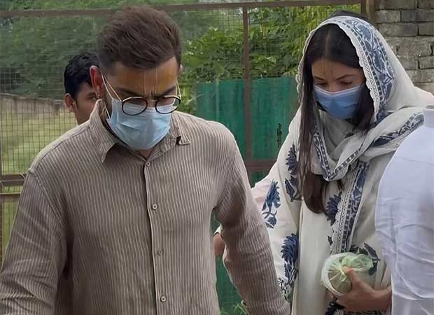 Virat Kohli and Anushka Sharma visit Premanand Maharaj’s ashram in Vrindavan 
