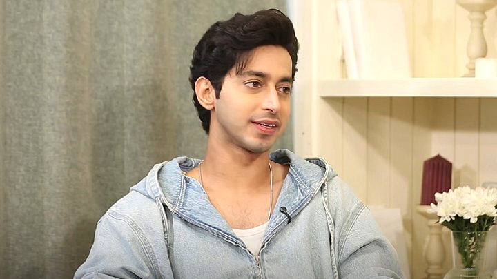 Mihir Ahuja Rapid Fire: Kiara Is My Crush, Ranbir Kapoor Films & More | Exclusive Mihir Ahuja Rapid Fire: Kiara Is My Crush, Ranbir Kapoor Films & More | Exclusive