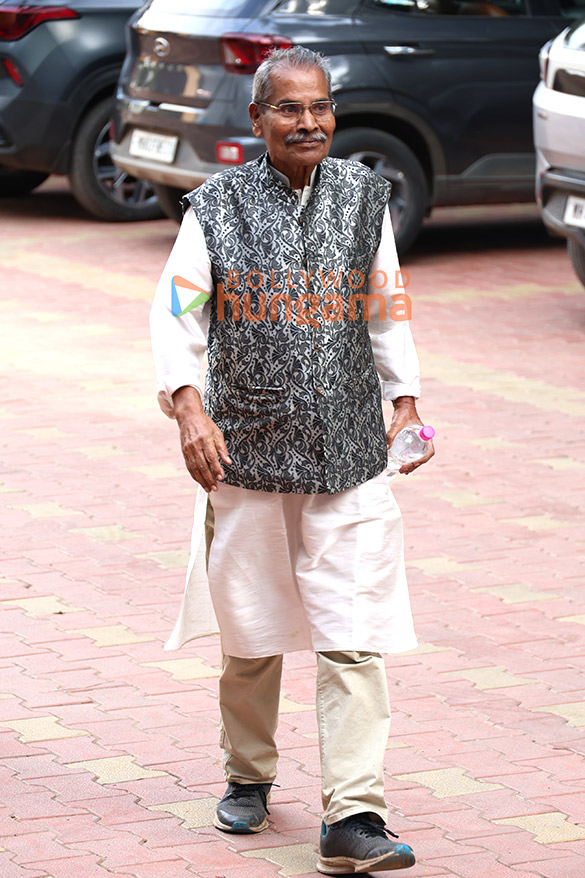 photos vicky kaushal katrina kaif aruna irani and others attend late kuku kohlis prayer meet 2026 15