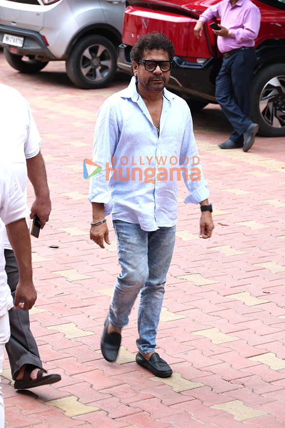 photos vicky kaushal katrina kaif aruna irani and others attend late kuku kohlis prayer meet 22