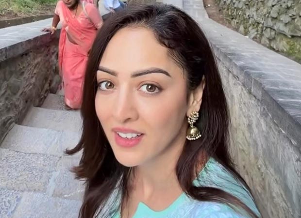 Sandeepa Dhar visits Srinagar’s Shankaracharya Temple, climbs 250 steps for darshan Sandeepa Dhar visits Srinagar’s Shankaracharya Temple, climbs 250 steps for darshan