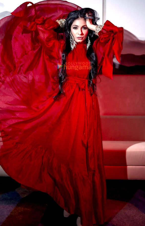 tanishaa mukerji 5 3