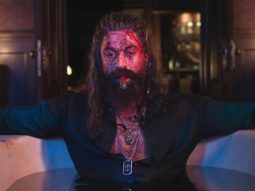 Toxic Advance Booking: Yash starrer sells 1,40,000 tickets across National chains; aims at Rs. 35 crore opening day