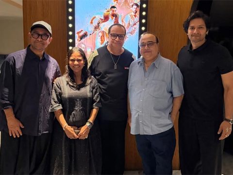 Ramesh Taurani reviews Batwara 1947; calls Rajkumar Santoshi-directorial “a beautifully made film with a powerful message” Ramesh Taurani reviews Batwara 1947; calls Rajkumar Santoshi-directorial “a beautifully made film with a powerful message”