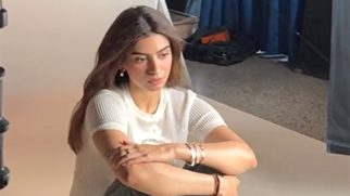 Khushi Kapoor enjoying flaunting her effortless glamour
