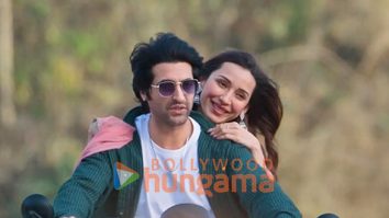 Love Lottery stills