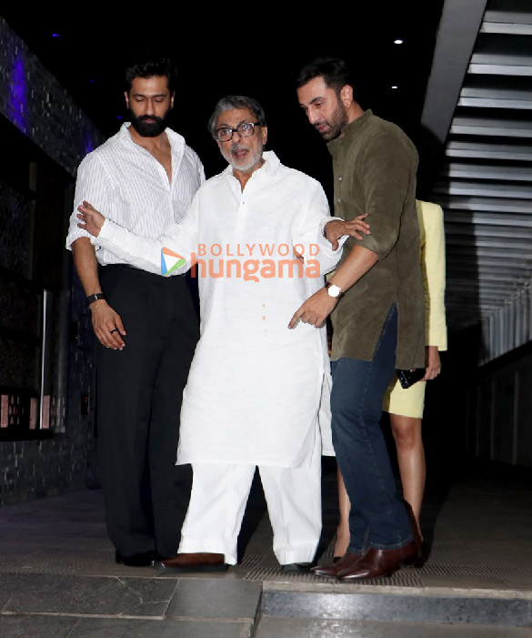photos love war team sanjay leela bhansali ranbir kapoor alia bhatt and vicky kaushal snapped in bandra 3