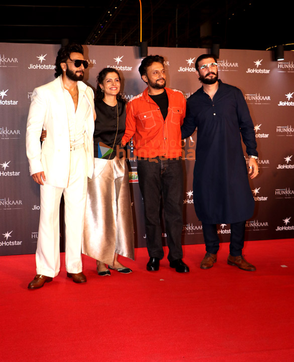 Photos: Ranveer Singh, Fatima Sana Shaikh, Sidhant Gupta and others grace the screening of Hunkkaar: The Roar Photos: Ranveer Singh, Fatima Sana Shaikh, Sidhant Gupta and others grace the screening of Hunkkaar: The Roar