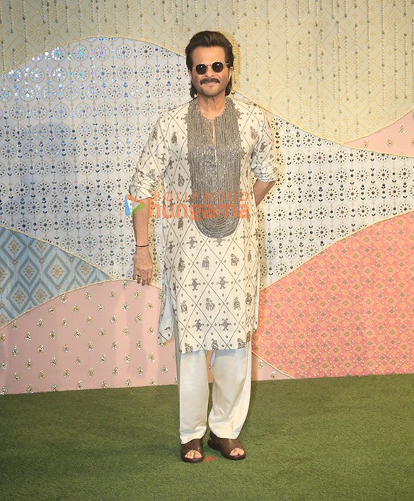 photos salman khan katrina kaif vicky kaushal and others snapped at ambani ganpati celebrations 50
