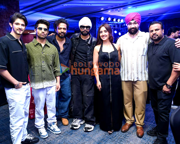 photos shivaay snapped at the launch of his debut song hanju 12