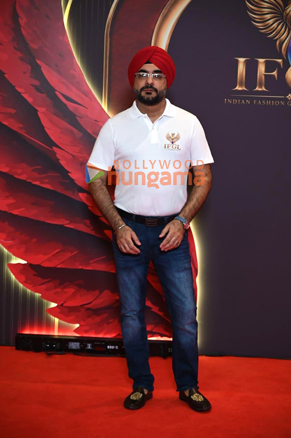photos sunny leone diana penty and others attend indian fashion glamour league ifgl gala red carpet walk 15