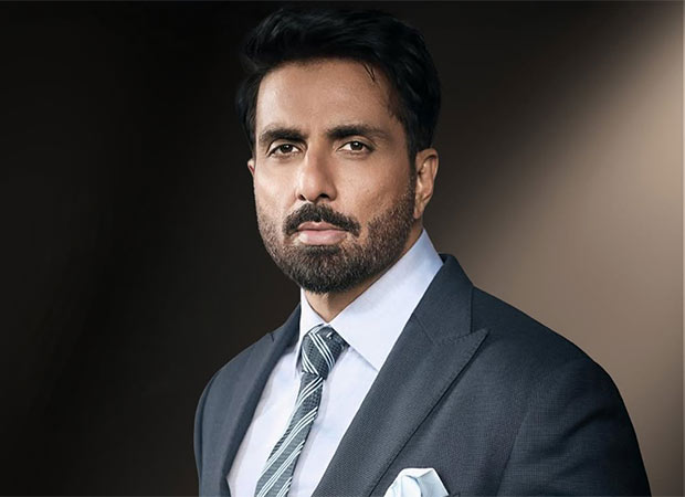 Sonu Sood reaches Nepal with relief supplies for flood victims: ‘We just want to be with the people and will try to bring their lives back” Sonu Sood reaches Nepal with relief supplies for flood victims: ‘We just want to be with the people and will try to bring their lives back” : Bollywood News