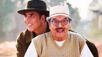 Akshay Kumar remembers Asrani after seeing his last shot in Haiwaan: “My good fortune that I got to work with this legend”