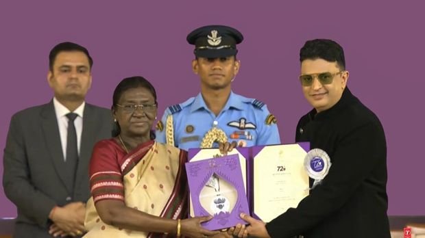 Srikanth honoured with National Film Award for Best Hindi Film; producer Bhushan Kumar receives prestigious honour from President Droupadi Murmu