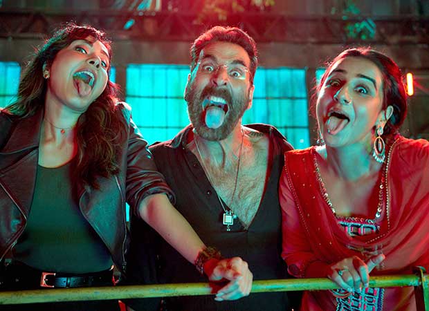 Raashii Khanna shares Goofy BTS clicks with Akshay Kumar and Vidya Balan as Mauja Hi Mauja shoot gets wrapped
