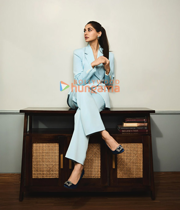 nikita dutta 2 195