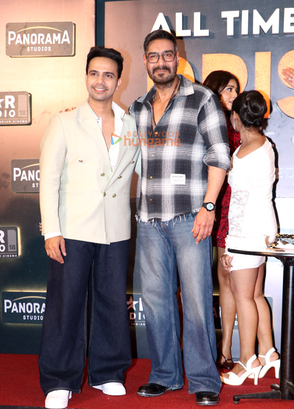 photos ajay devgn shriya saran jaideep ahlawat and others grace the success bash of drishyam the conclusion 4