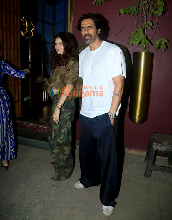 photos arjun rampal gabriella demetriades and kim sharma snapped outside a restaurant in bandra 6