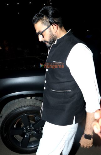 Photos: Celebs snapped paying their respect at late Sanjay Gupta’s residence