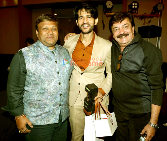 photos deepak tijori hiten tejwani and bhumi trivedi snapped honouring dr khoja at gujarati bright award 7