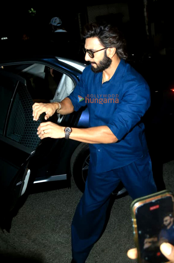 photos ranveer singh snapped outside a dubbing studio in bandra 2