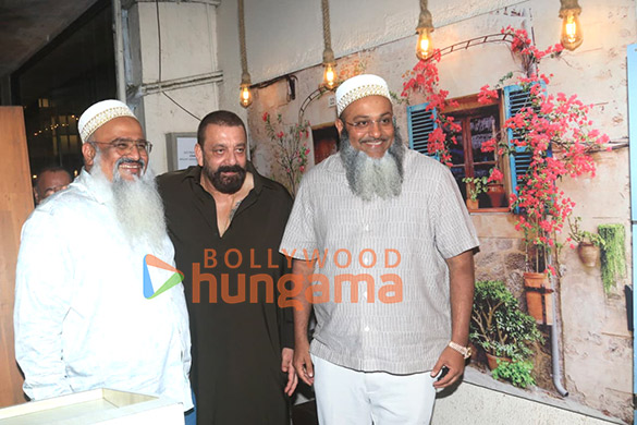 photos sanjay dutt snapped in bandra 1 6