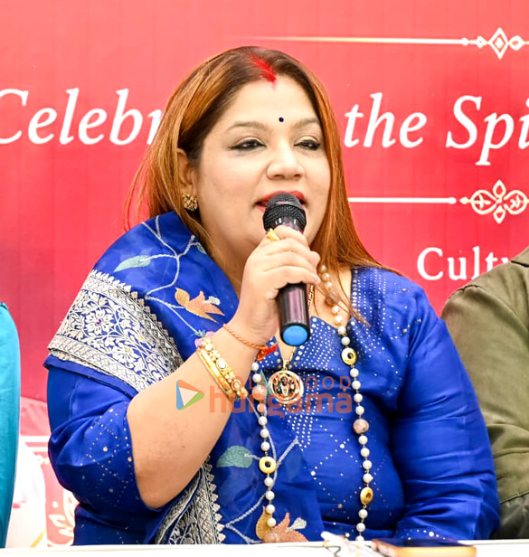 photos tanishaa mukerji sanjoy mukerji rema lahiri and others at north bombay sarbojanin durga pujas 80th edition 1