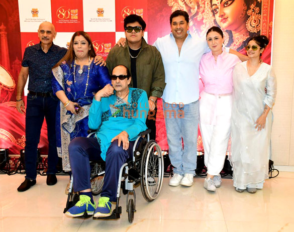 photos tanishaa mukerji sanjoy mukerji rema lahiri and others at north bombay sarbojanin durga pujas 80th edition 7