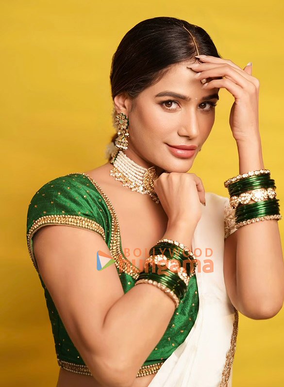 poonam pandey 10 4