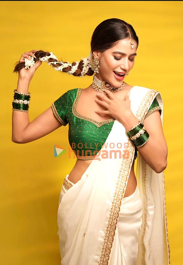 poonam pandey 9 4