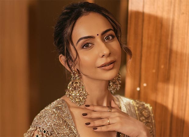 Rakul Preet Singh serves understated luxury in Rs 2.75 lakhs bronze-gold tissue saree for Ramayana trailer launch; see post
