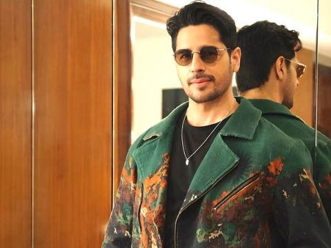 Sidharth Malhotra suffers leg injury, shares photo with a witty note!