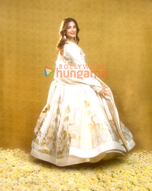 sonali bendre 2 53